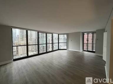 Main picture of 9 E Ontario St