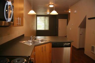 Main picture of 1777 Patterson St