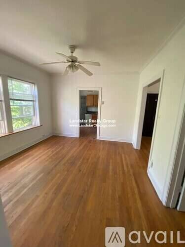 Main picture of 4615 N Leavitt St