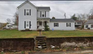 Main picture of 272 Douglas Ave