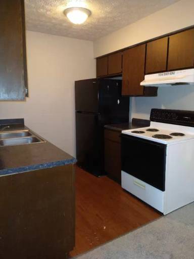 Main picture of 7300 Sunset Strip Ave NW
