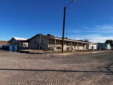 Main picture of 137 San Carlos St E