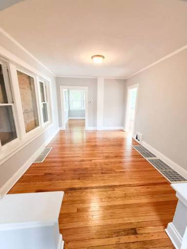Main picture of 2555 Hord Ave
