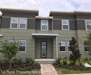 Main picture of 8019 Glenlloyd Ave