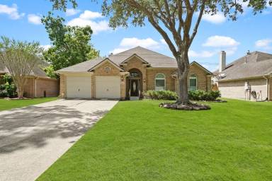 Main picture of 3728 Sunset Meadows Dr