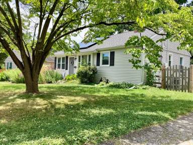 Main picture of 2625 Fernwood Ave