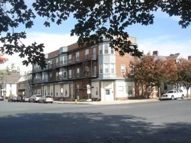 Main picture of 604 High St