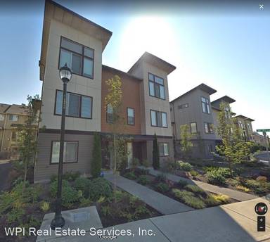 Main picture of 302 Chelan Ave NE