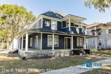Main picture of 735 Avenue A SW