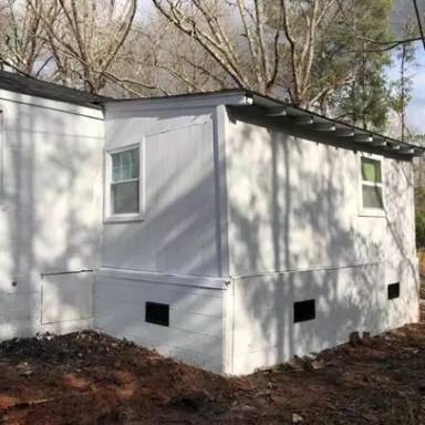 Main picture of 70 W Smith Rd