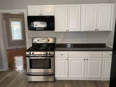 Main picture of 19 Topliff St