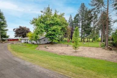 Main picture of 37020 NW Farmside Ln