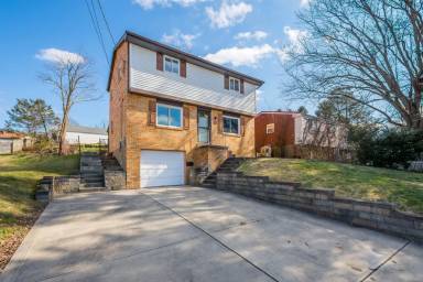 Main picture of 743 Elm Dr