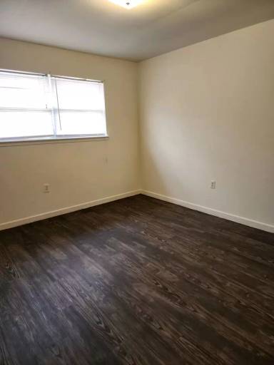Main picture of 309 Sunset Ln