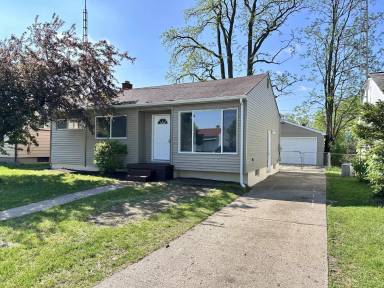 Main picture of 3742 Woodrow Ave