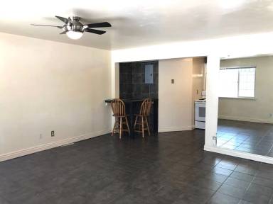 Main picture of 2995 Aurora Ave