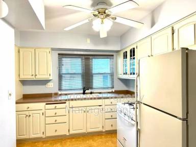 Main picture of 2320 E 2nd St