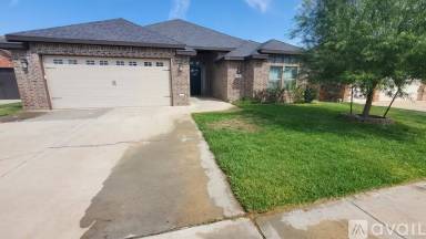 Main picture of 14 Sussex Dr