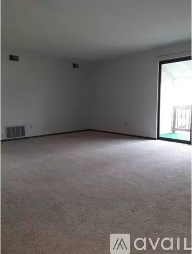 Main picture of 1510 Spyglass Hl NE