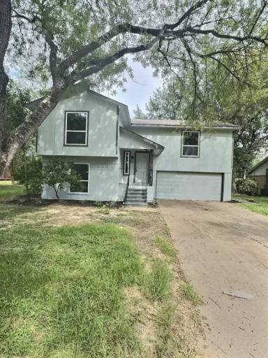 Main picture of 16314 Timber Valley Dr