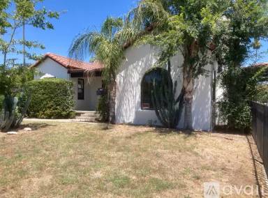 Main picture of 3389 N Mountain View Ave