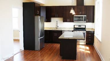 Main picture of 2048 W Evergreen Ave