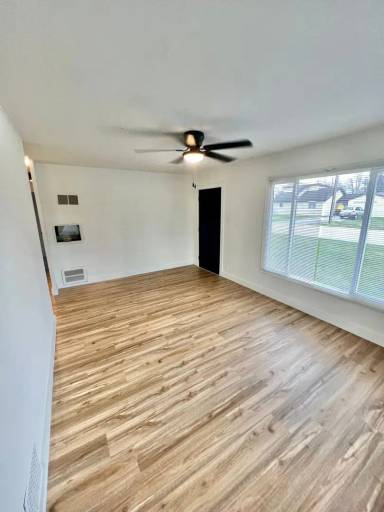 Main picture of 4737 Pinecrest Dr