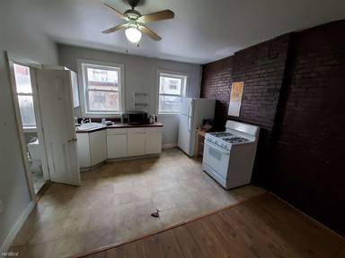 Main picture of 4 Wilbur Ct