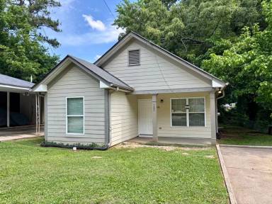 Main picture of 2595 Elliott St NW