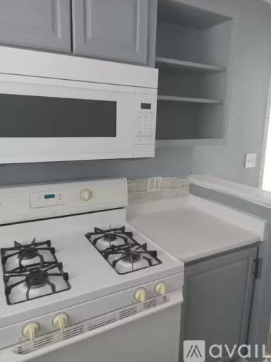 Main picture of 130 San Luis St