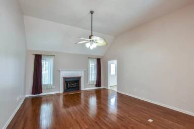 Main picture of 645 Fallbrook Ln