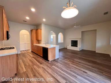 Main picture of 1841 Sunstone Dr