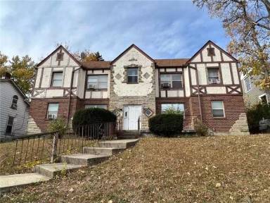 Main picture of 2039 Emerson Ave