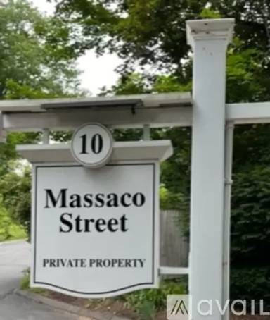 Main picture of 10 Massaco St