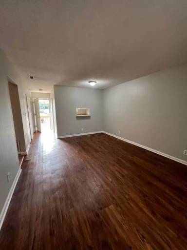 Main picture of 519 E Main St