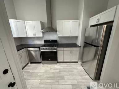 Main picture of 5520 Loyola Ave