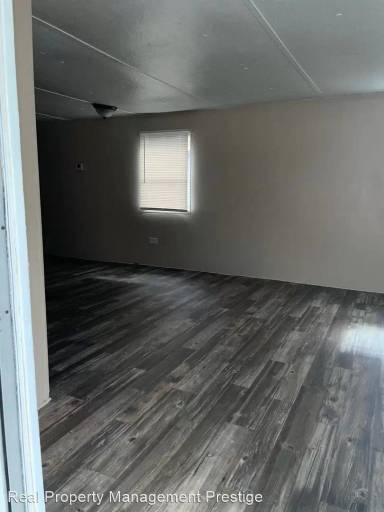 Main picture of 1025 Lewis St