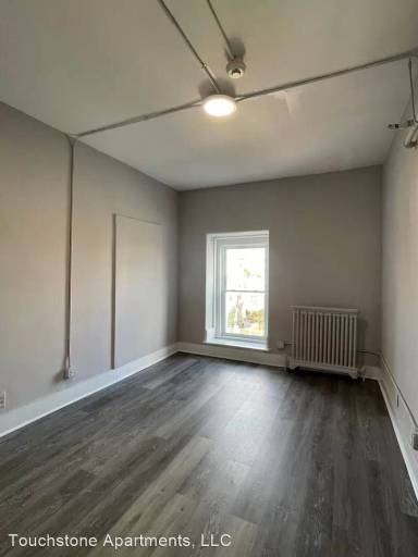 Main picture of 2 Franklin St