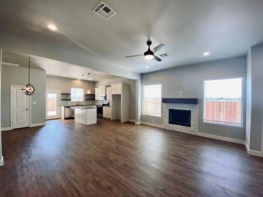 Main picture of 10407 Genoa Ave