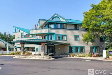 Main picture of 10 Kellogg Rd
