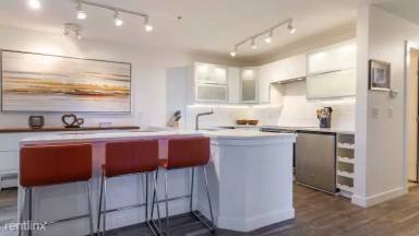 Main picture of 4980 Meredith Way