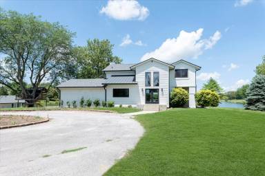 Main picture of 5231 N Fortville Pike