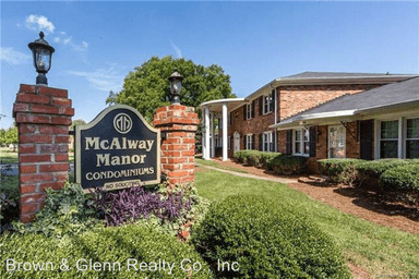 Main picture of 920 McAlway Rd