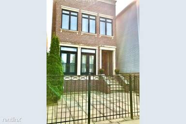 Main picture of 1645 W Wrightwood Ave
