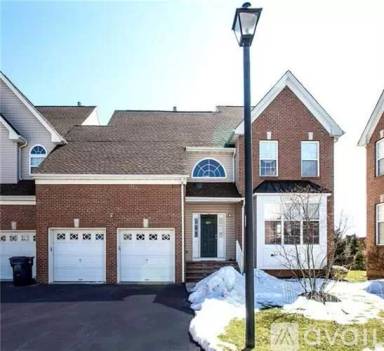Main picture of 1207 Daffodil Ct