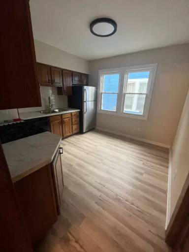 Main picture of 628 Parkside Ave