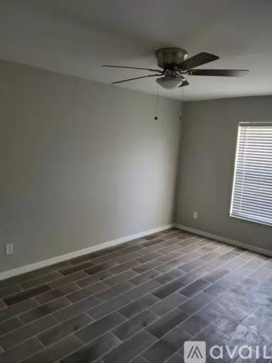 Main picture of 3780 Kinney St