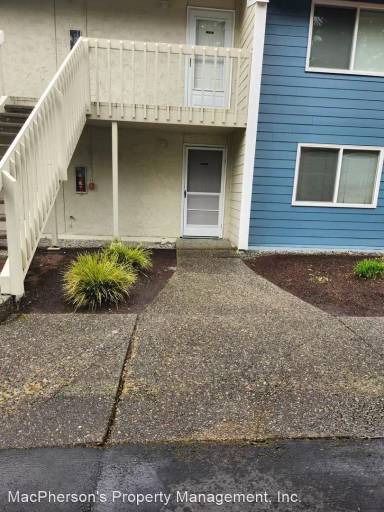 Main picture of 9484 Redmond Woodinville Rd NE