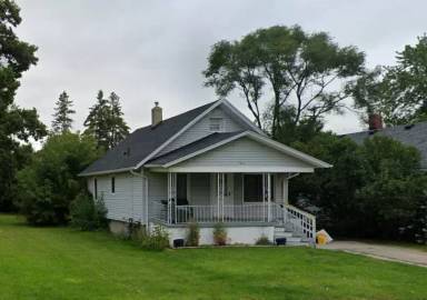 Main picture of 1621 Miller St