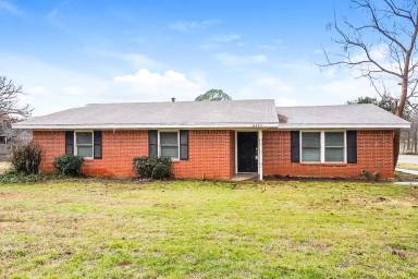 Main picture of 6420 Valley Ridge Dr